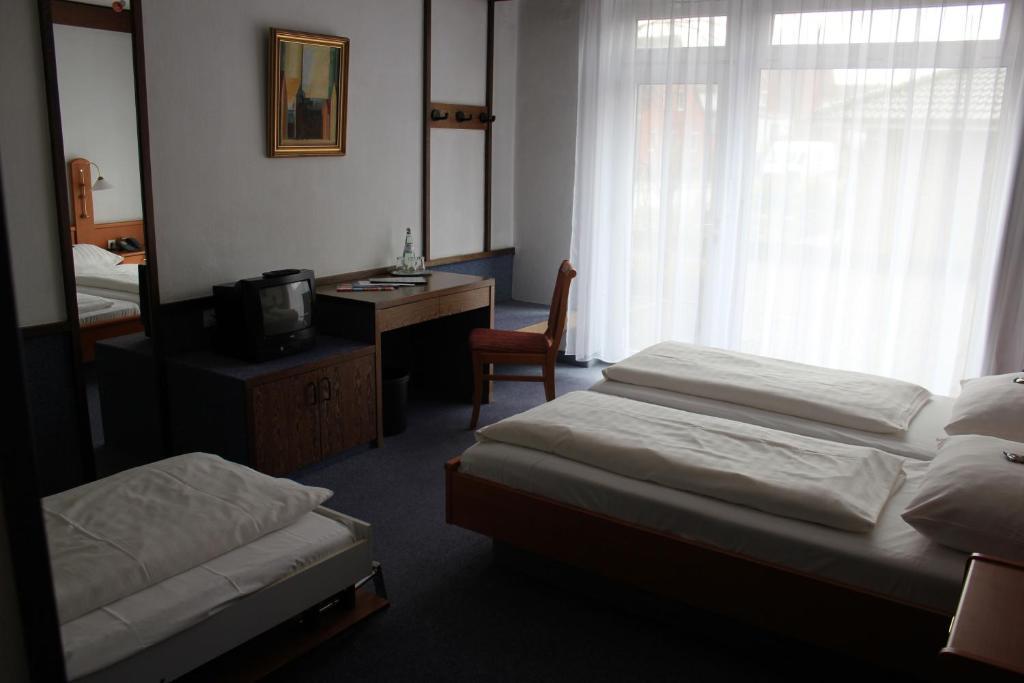 Hotel Zum Ratsherrn Λίμπεκ Δωμάτιο φωτογραφία